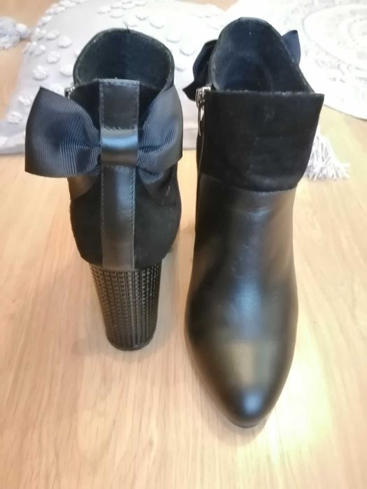 Botki na obcasie rozm. 38