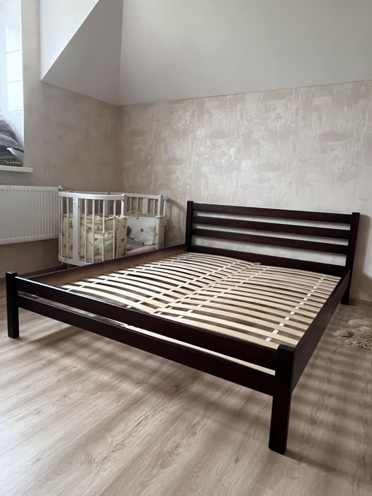 Ліжко деревʼяне 160*200