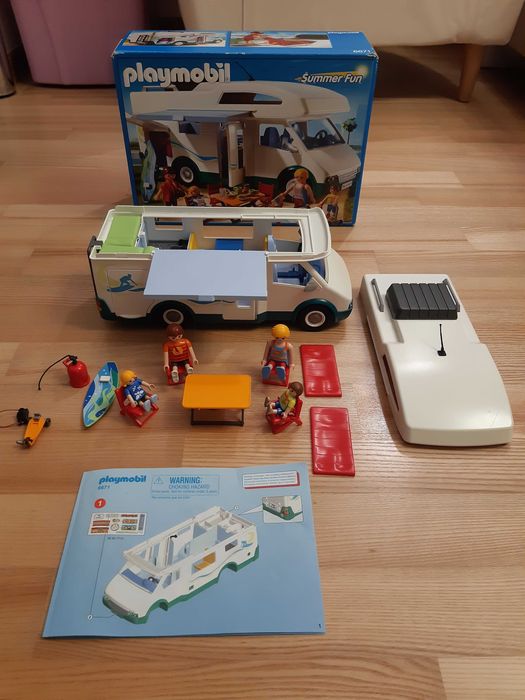 PLAYMOBIL 6671 Rodzinny samochód kempingowy, stan jak NOWY