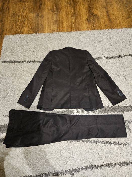 Garnitur dla chłopca r 140