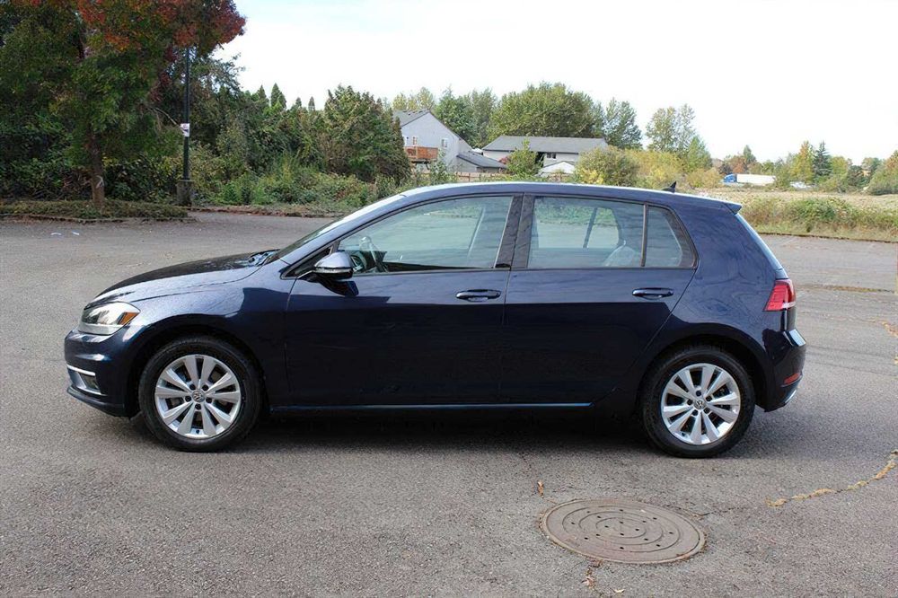 Volkswagen Golf      2018