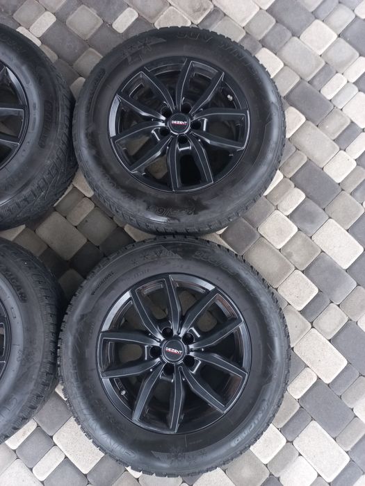 Диски+резина DEZENT 5×114.3/Tigar/235/65/R17(зима)