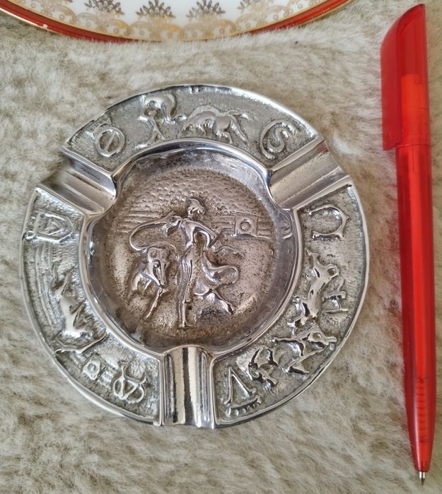 Cinzeiro antigo (toureiro)