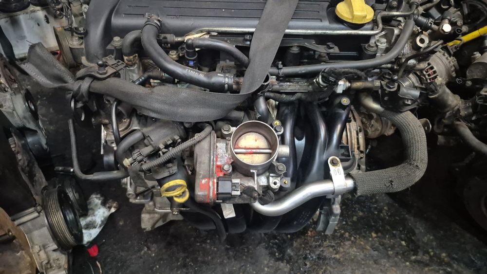 Двигун мотор двигун  опель Z22YH 2,2 Opel Signum Vectra