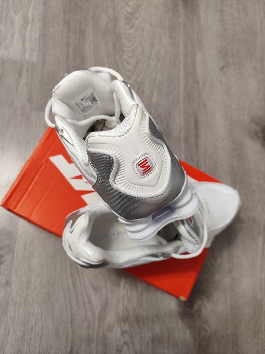 Nike shox TL biale w rozmiarze 39