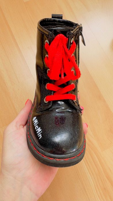 Jesienne wiosenne botki buty firmy Disney rozmiar 27