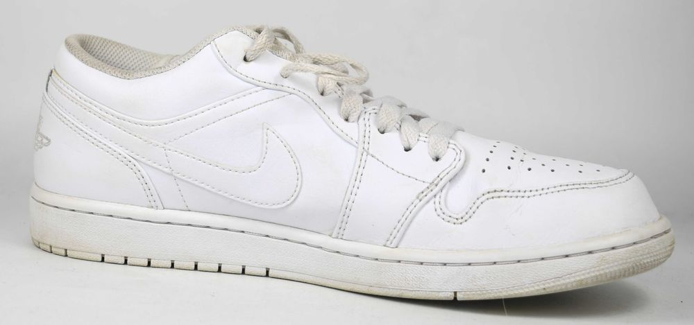 Używane Sneakersy Nike Air Jordan 1 Low 553558  roz. 44