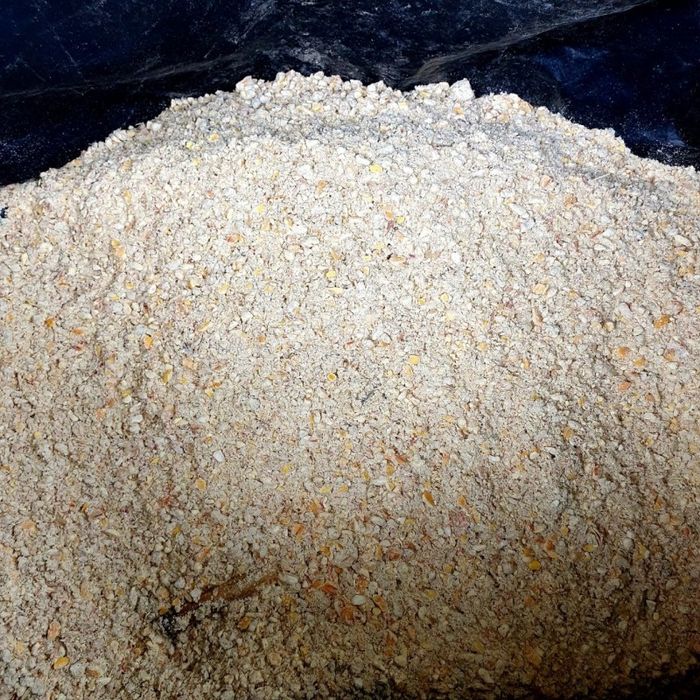 Купуємо кукурудзяну мучку,лушпиння (шелуха)на спалювання.