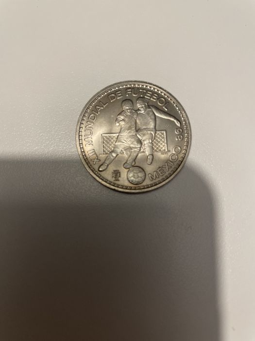 Moeda de 100 escudos de XIII mundial de futebol mexico 86