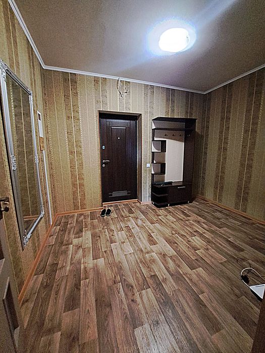 Оренда 1к вул.Зарічанська.