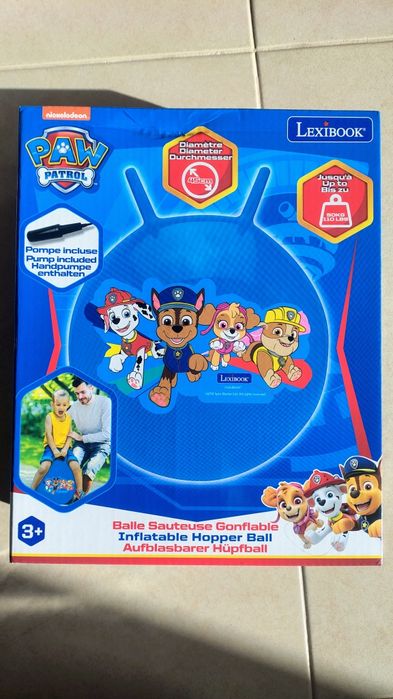 Bola insuflável saltitante