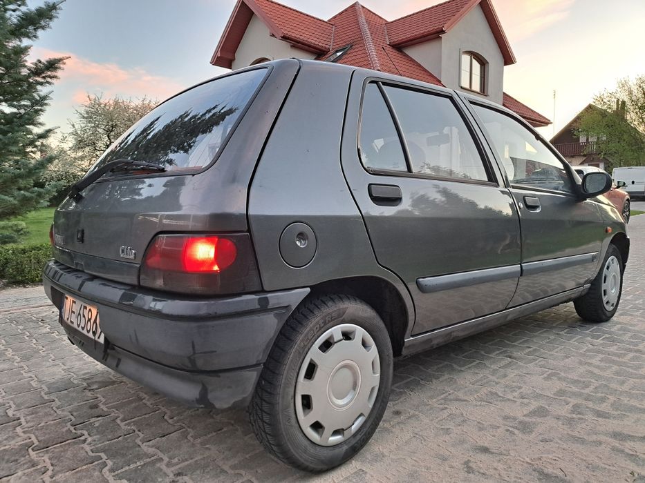 Renault Clio 1.2 benzyna 103tys przebiegu