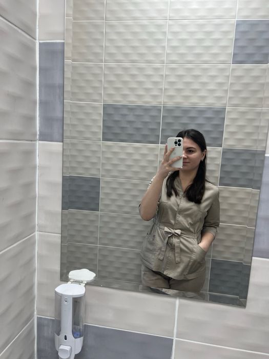 Костюм медичний колір беж