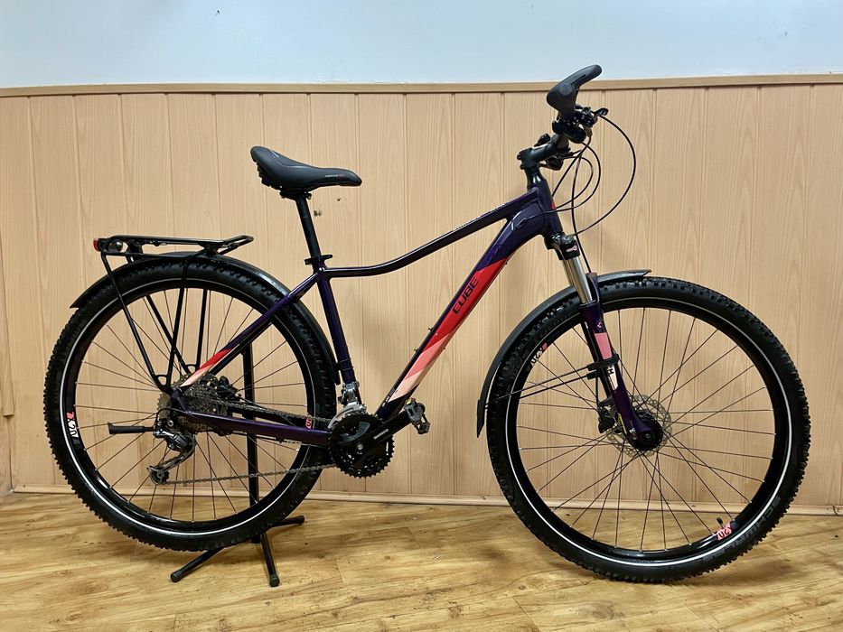 Bicicleta CUBE acess hpa