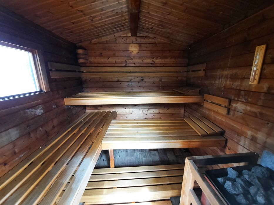 Sauna "Knüllwald Helo" de Alemanha, 2m x 2m, com forno