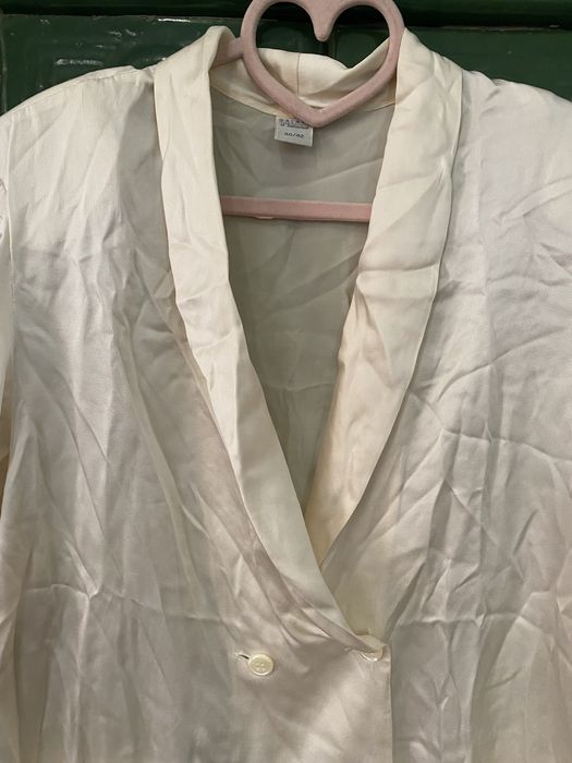 Піджак  100% шовк 48 л 50 хл дуже гарний