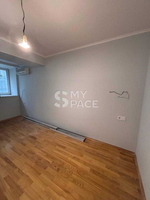 Продаж приміщення на вул. Янгеля, 4 100м Шулявська КПІ