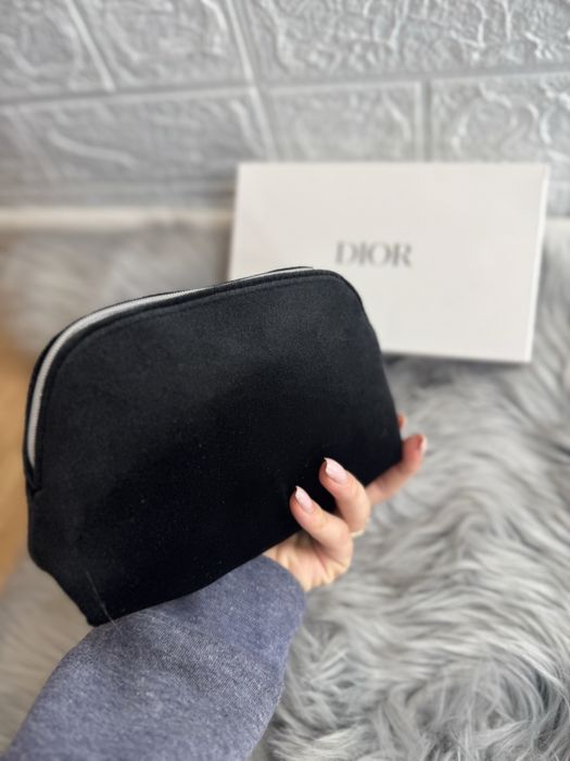 Косметичка Dior нова