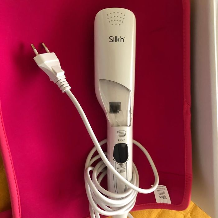 Placa alisadora a vapor