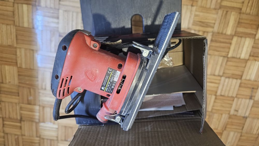 Lixadora vibratória STAYER LOM130PD