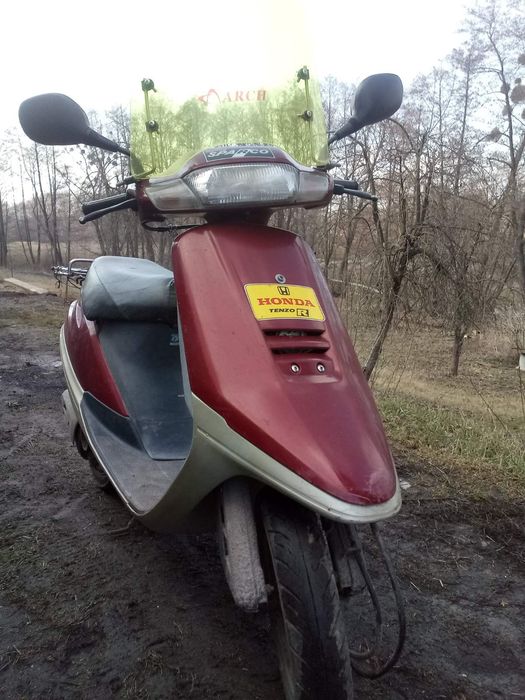 Скутер Хонда такт