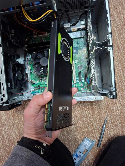 Dell Precision 3630 Tower