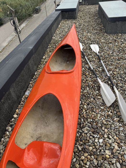 Kayak 2 Lugares em Fibra – Com 2 Pagaias | Bom Estado
