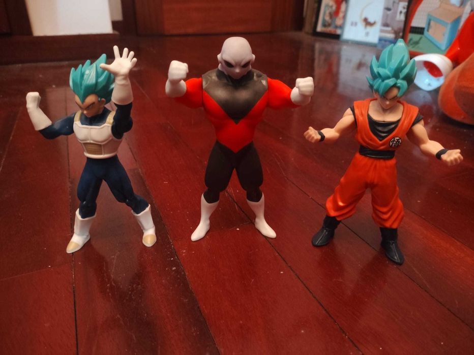 Figuras Dragon Ball Super - Jiren, Goku e Vegeta Blue