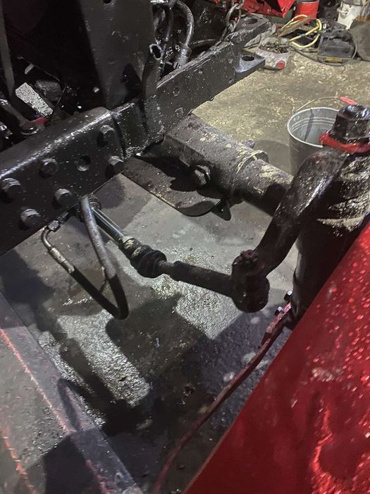 Трактор мтз...80