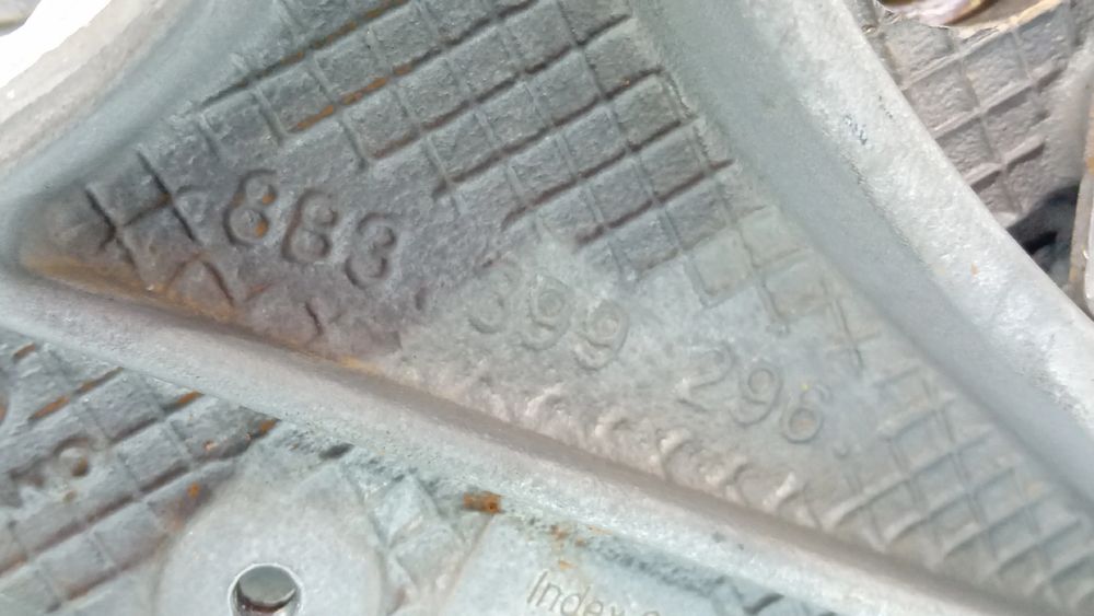 Apoio do motor AUDI A5 (FU2)