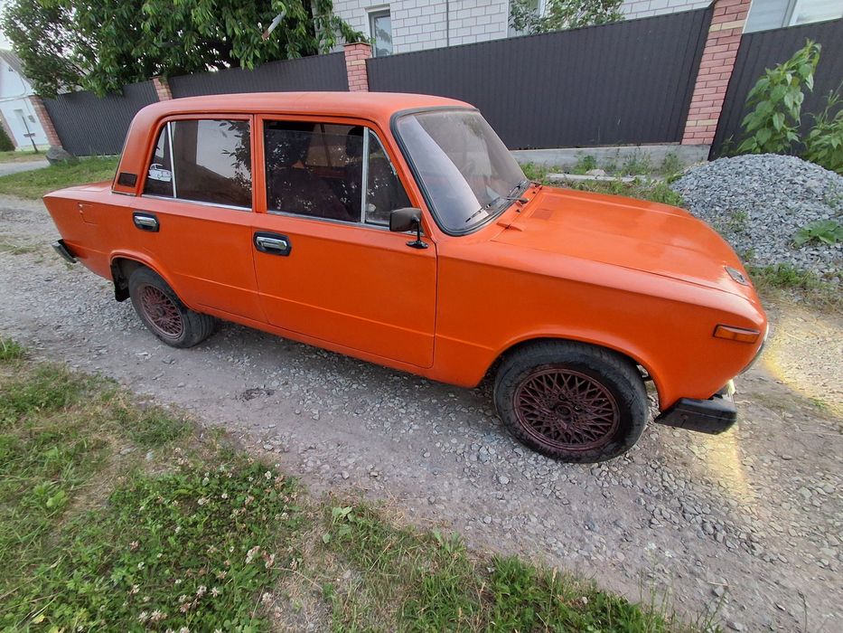 Продам ваз 21013