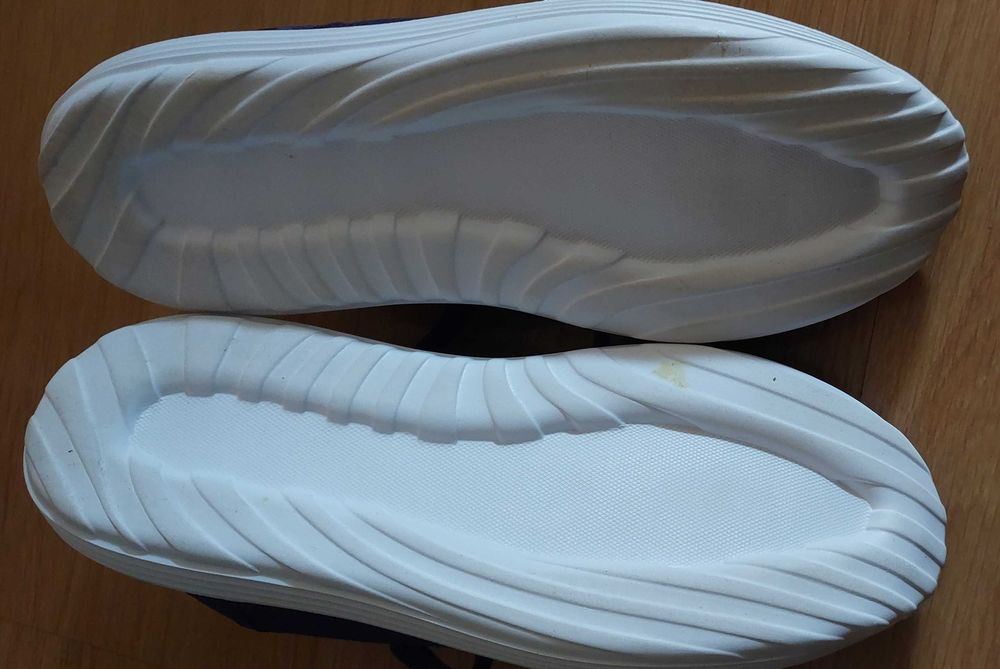 Легкі кросівки для тренувань.       LC WAIKIKI.