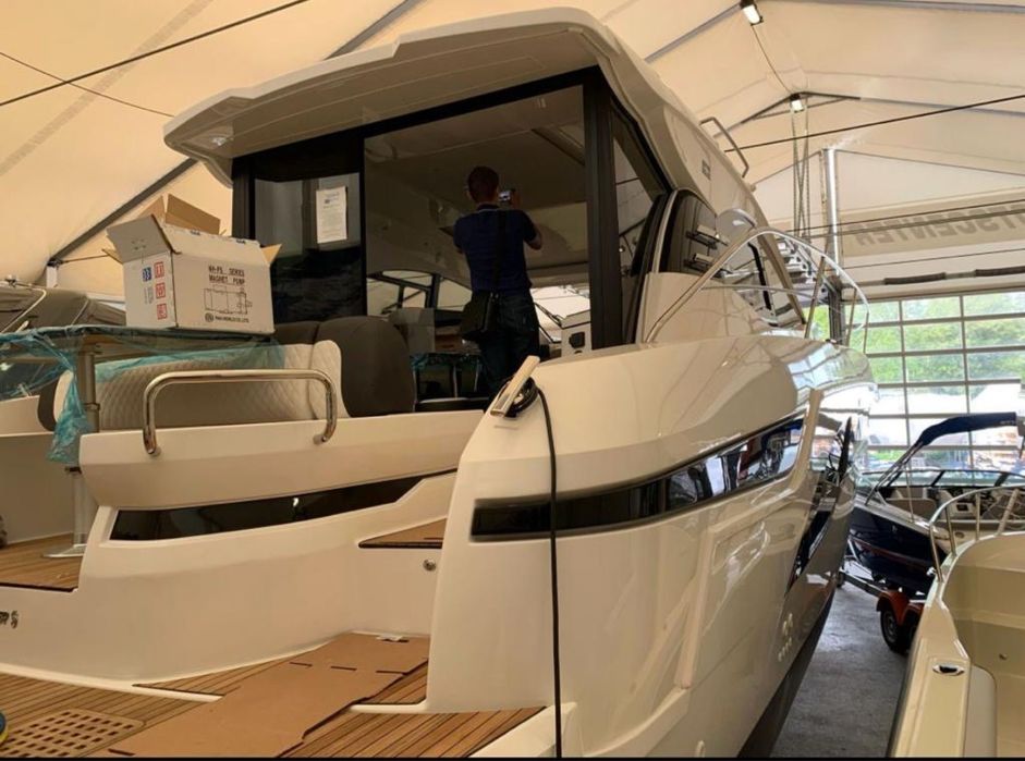 Яхта Bavaria SR 41 Coupе