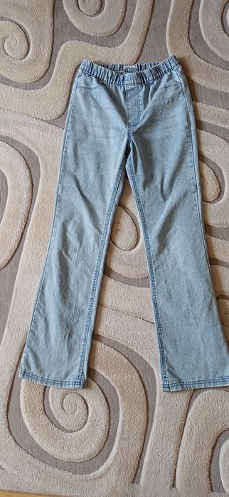 Spodnie jeansy ala dzwony 158