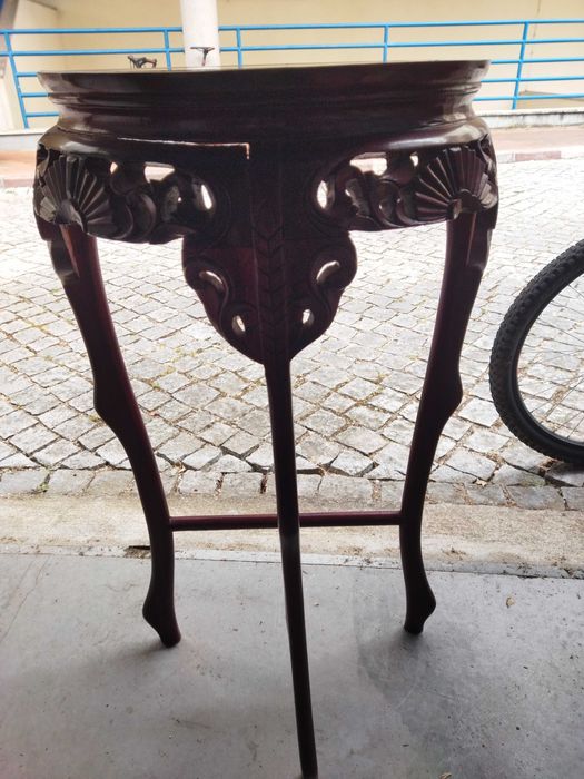 Mesa de entrada de parede