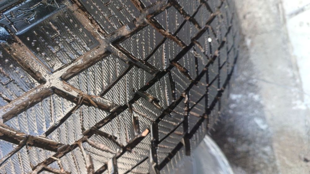 Резина 205 55 16 только 3шт