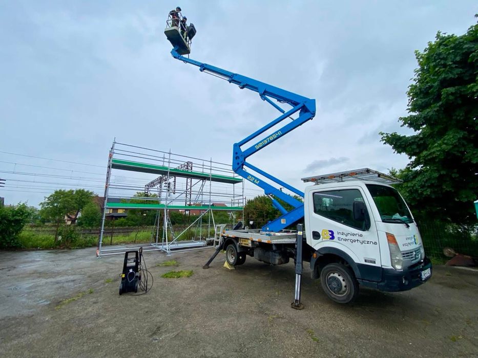 Podnisnik koszowy Nissan Cabstar 22m