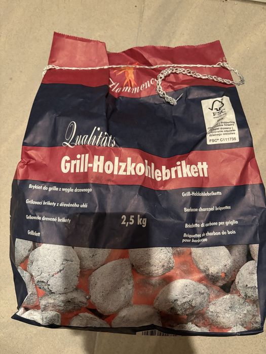 brykiet wegla drzewnego 2,5 kg