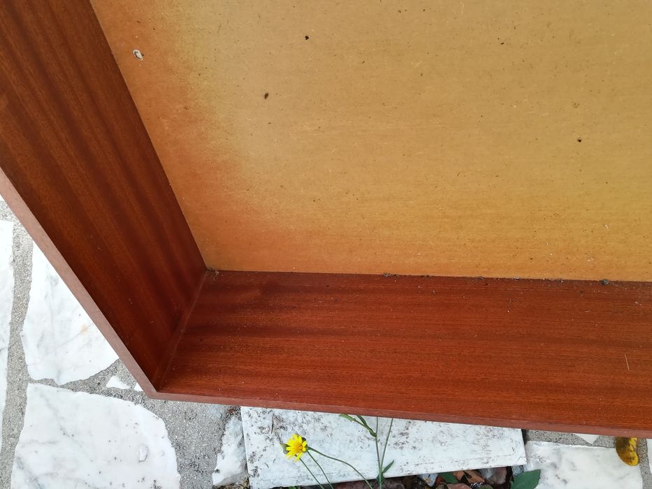 Gavetões de roupeiro de parede em madeira maciça