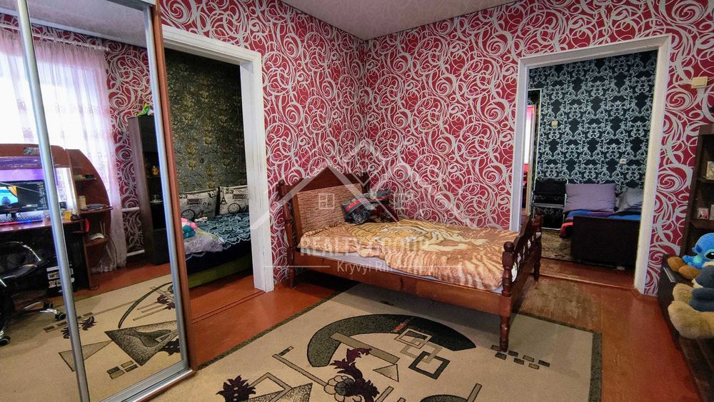 Продам будинок у ЦМ рн  вул. Мерецькова