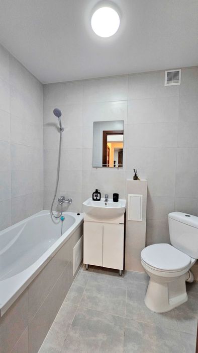 Продам 2х комнатную квартиру в Центре с Ремонтом