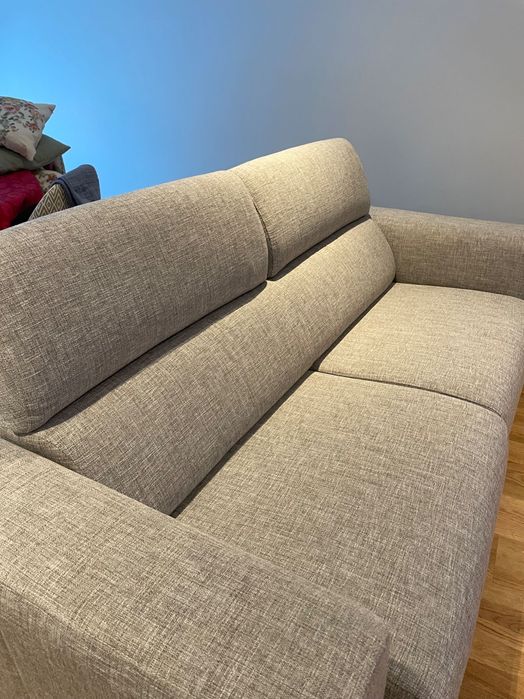 Sofá quase novo - Anaric