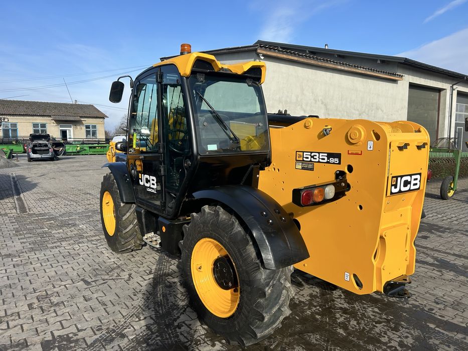 Телескопічний навантажувач JCB 535-95