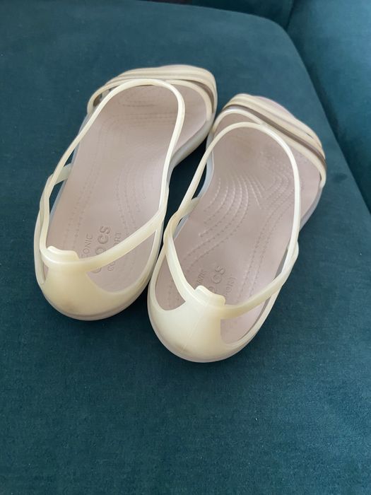 Sandałki Crocs Isabella r. 36-37 w6