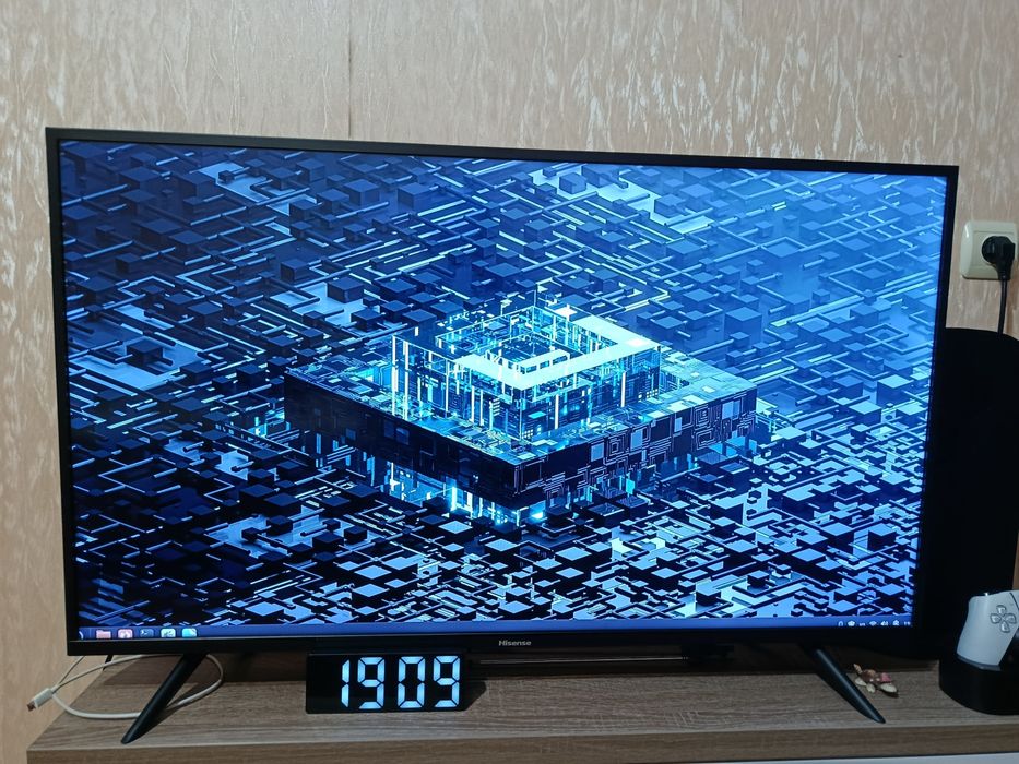 Телевизор (Не смарт ТВ)Hisense H40B5100