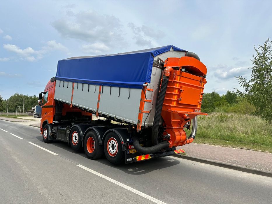 Volvo FH 500 8X2 WYWROTKA DO ZBOZA Z POMPA SAMOZALADOWCZA