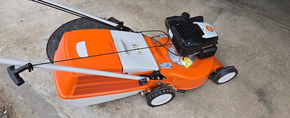 Corta-Relva a Gasolina STIHL RM248 T - NOVO c/ Garantia