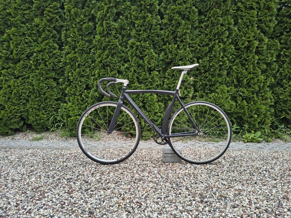 Rower torowy, ostre koło, single speed