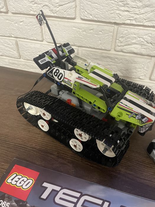 Lego technic 42065 Zdalnie sterowana wyścigówka