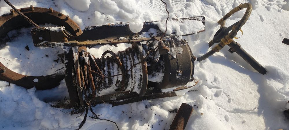 Лебідка газ 66 та ніші дет.